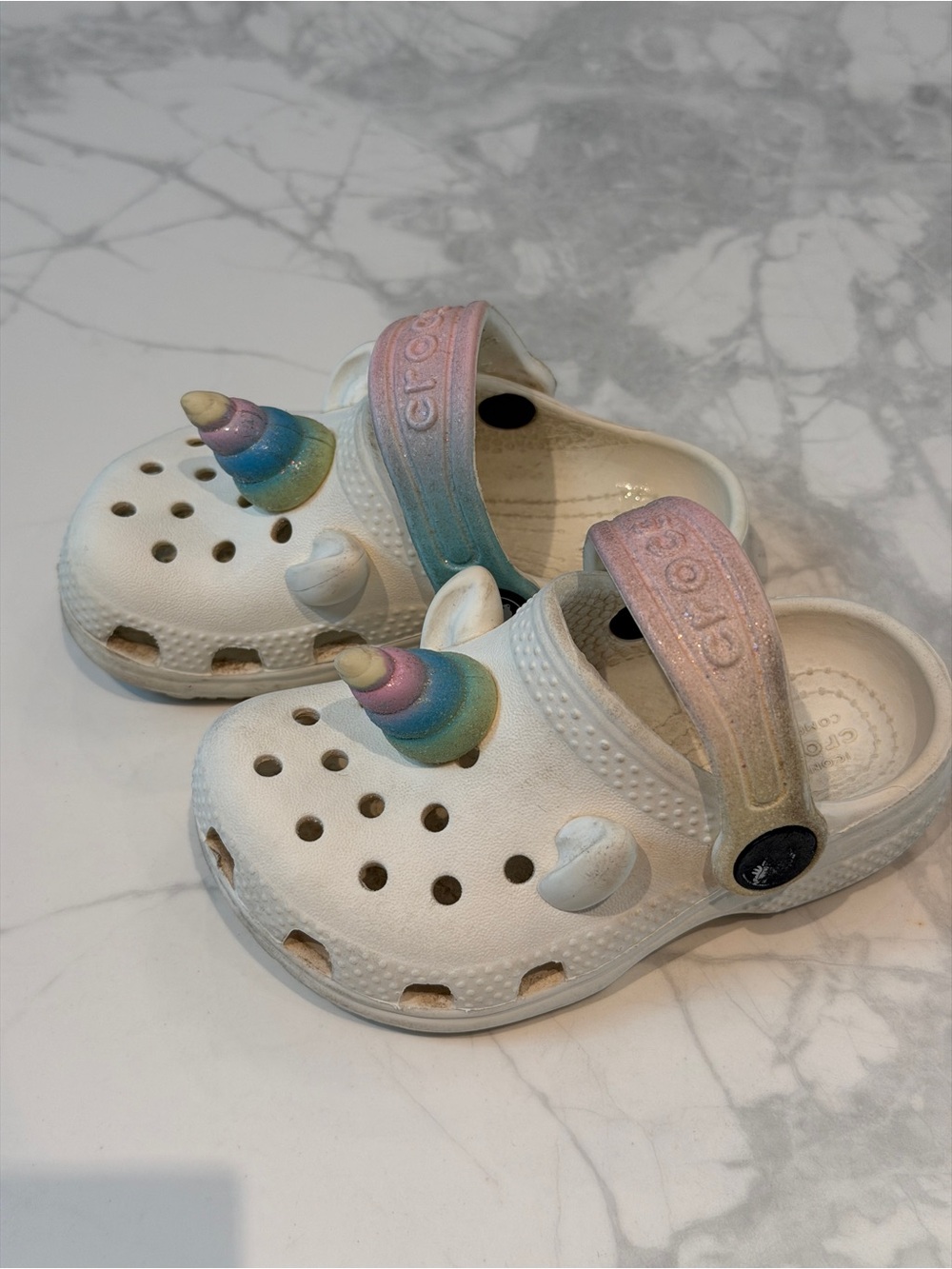 CROCS Kids White w/ Rainbow Unicorn Sz 6 (baby/toddler)